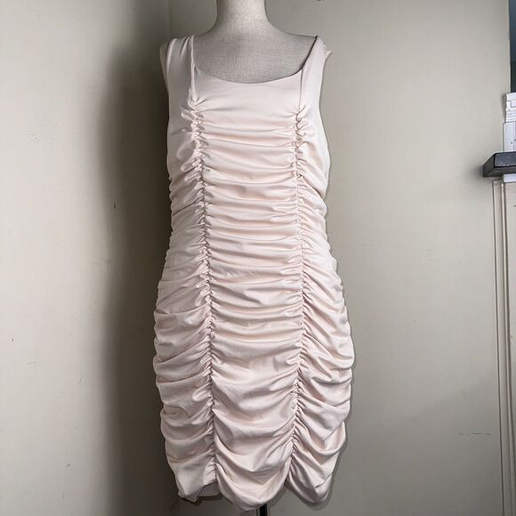 H&M Ruched Cream Peach Sleeveless Stretch Dress Size Large EUC - Picture 1 of 8